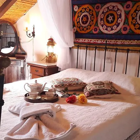 Ero's Traditional * Koróni